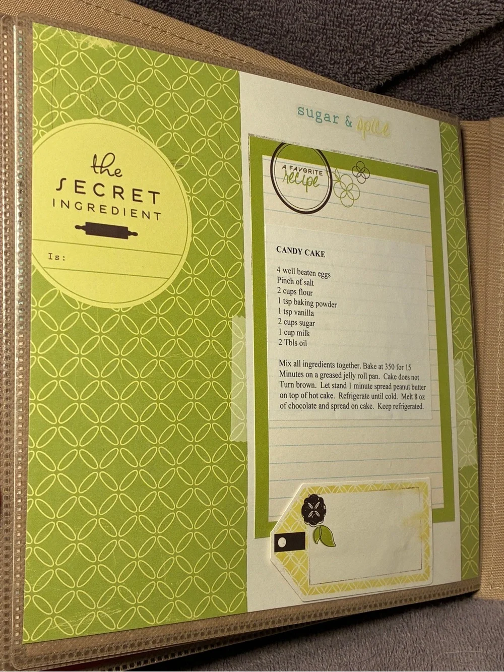 Creative Memories Picfolio Revipe Quick Album 8x8 Scrapbook Magnetic Closure